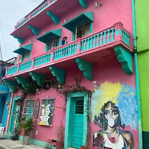 https://la-buleka-hostel.cartagena-hotels.org
