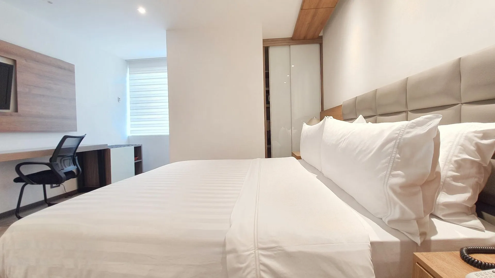 Hotel Portón Medellín 4*,