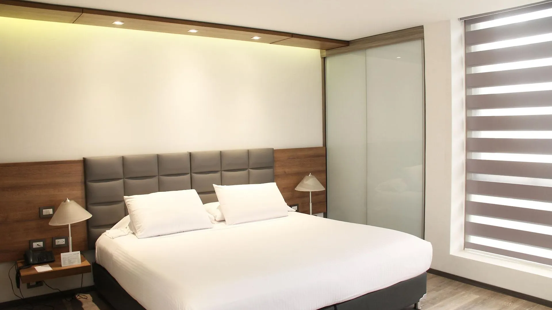 Ghl Hotel Porton Medellin