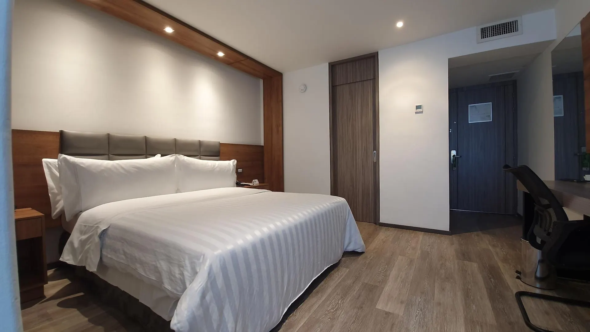 Ghl Hotel Porton Medellín