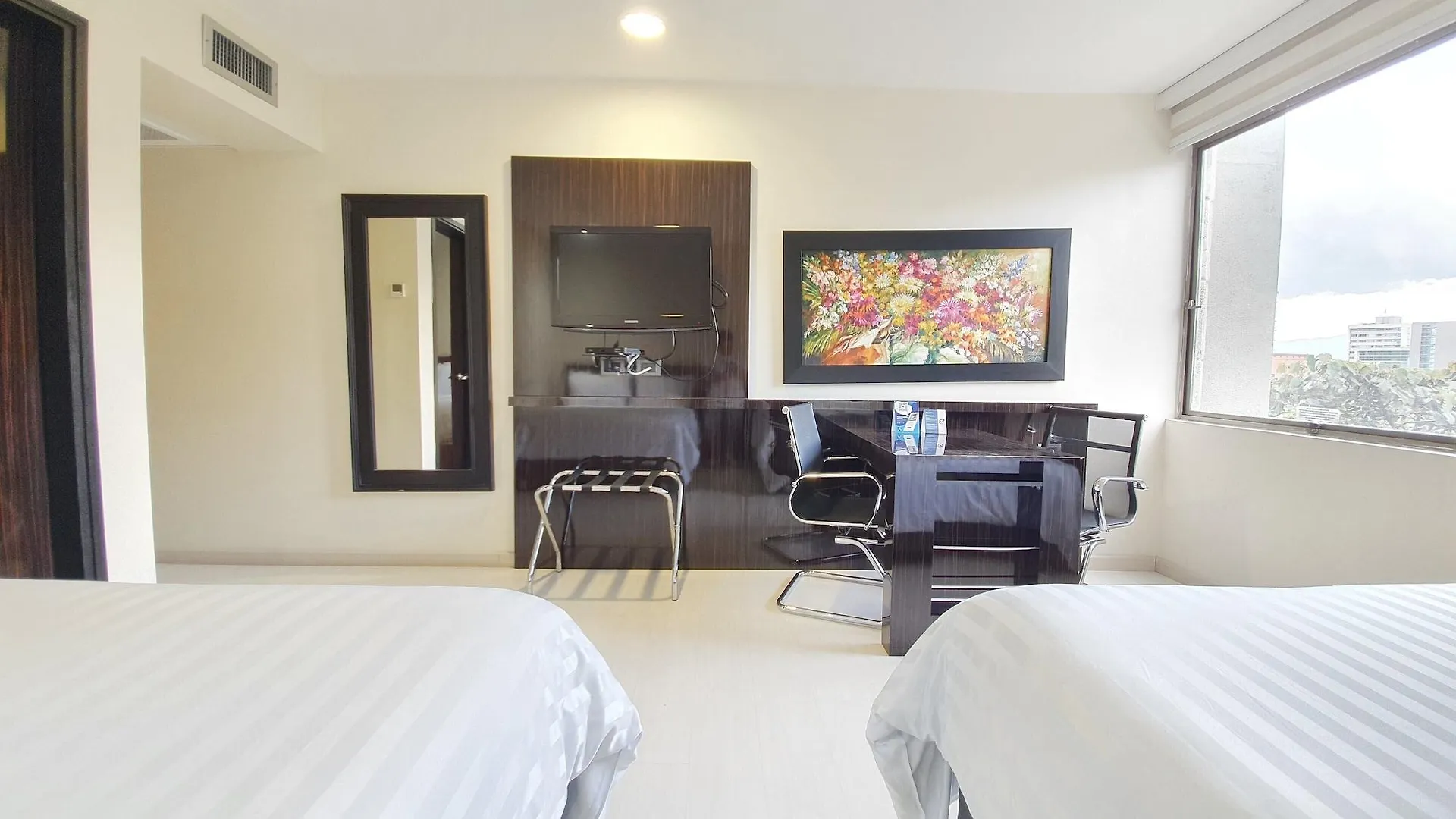 Ghl Hotel Porton Medellín