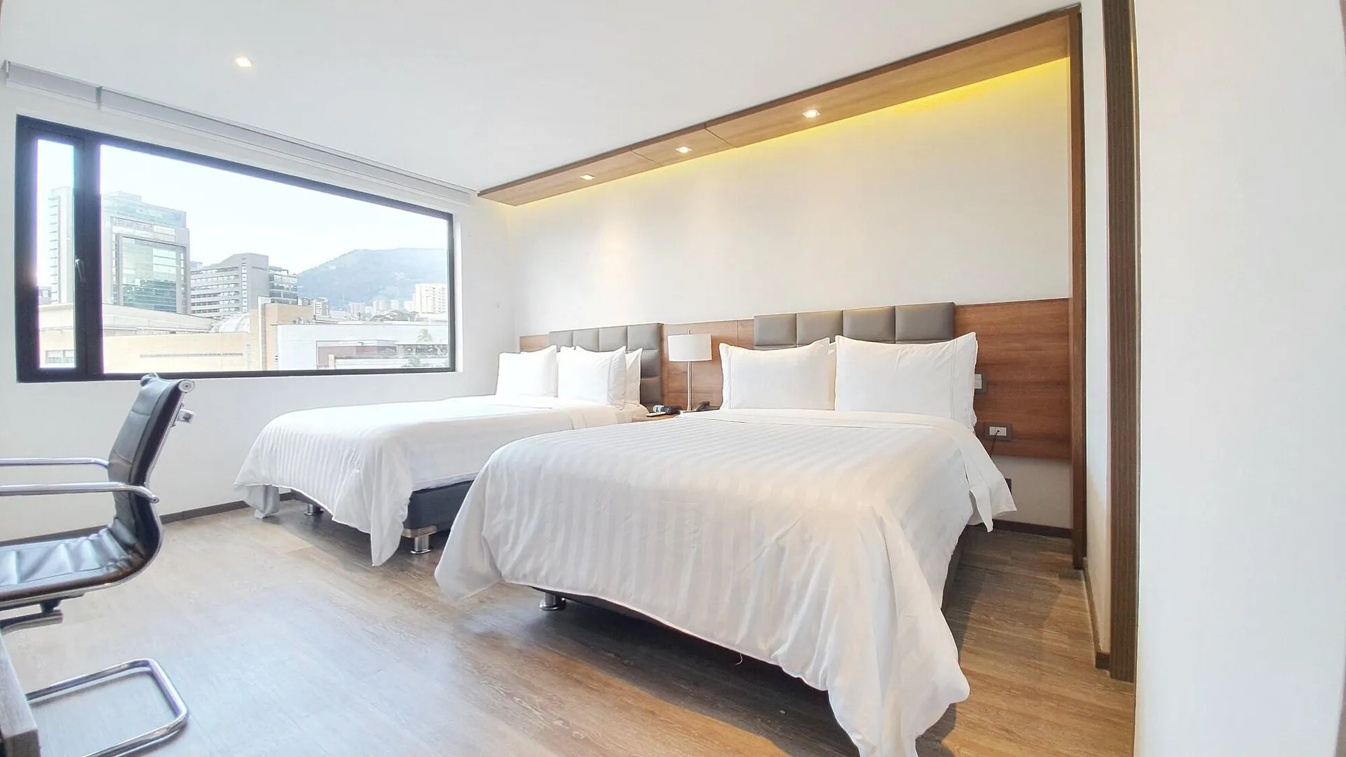 Ghl Hotel Porton Medellín
