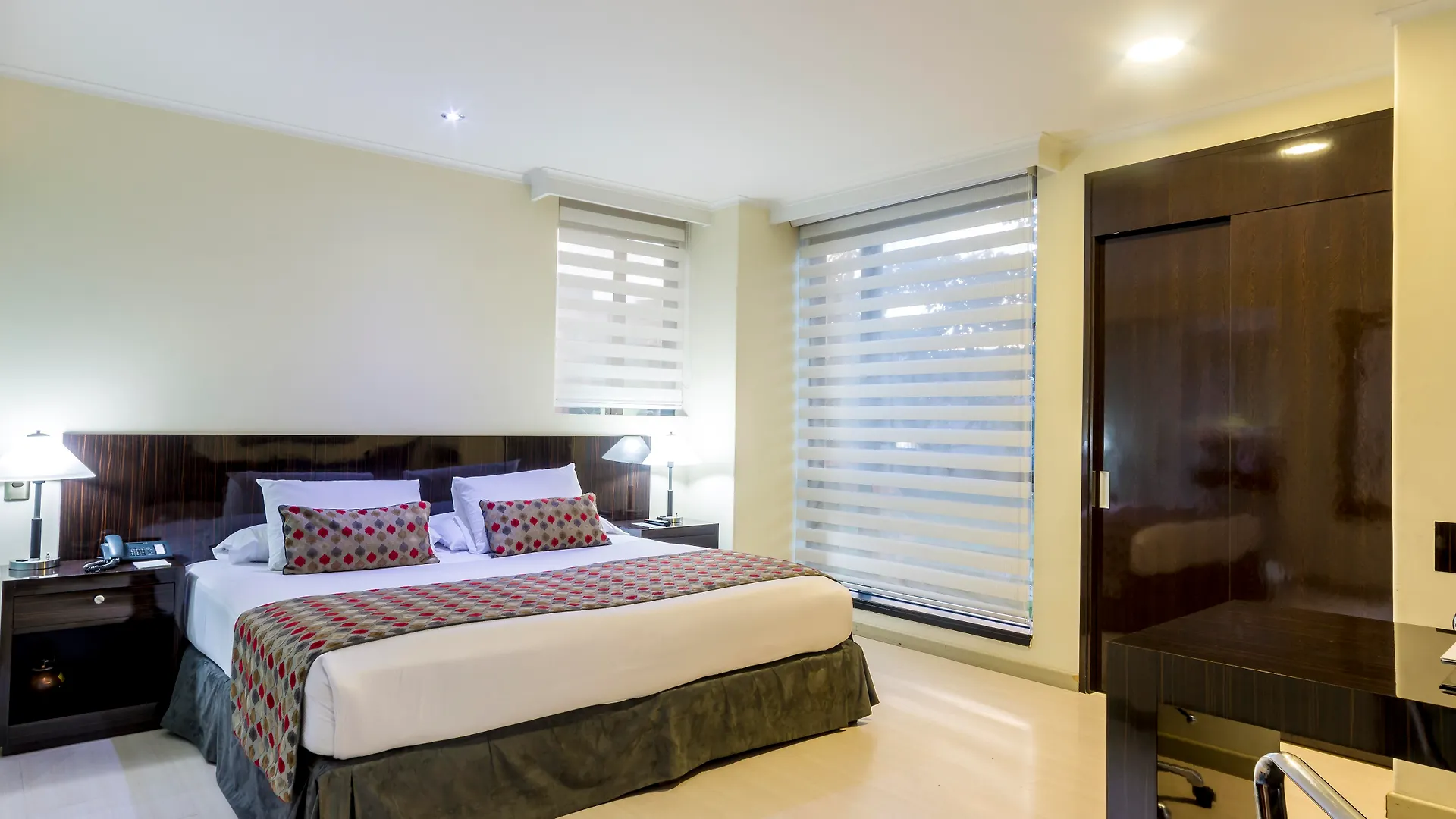 Ghl Hotel Porton Medellín