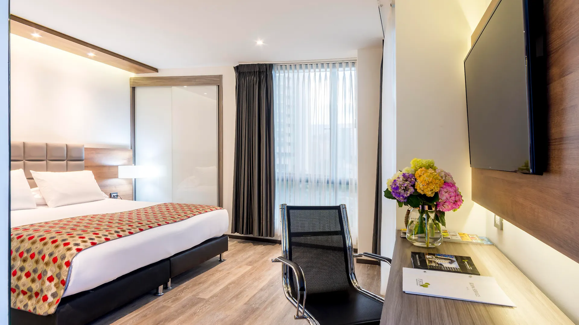 ****  Hotel Portón Medellín Colômbia