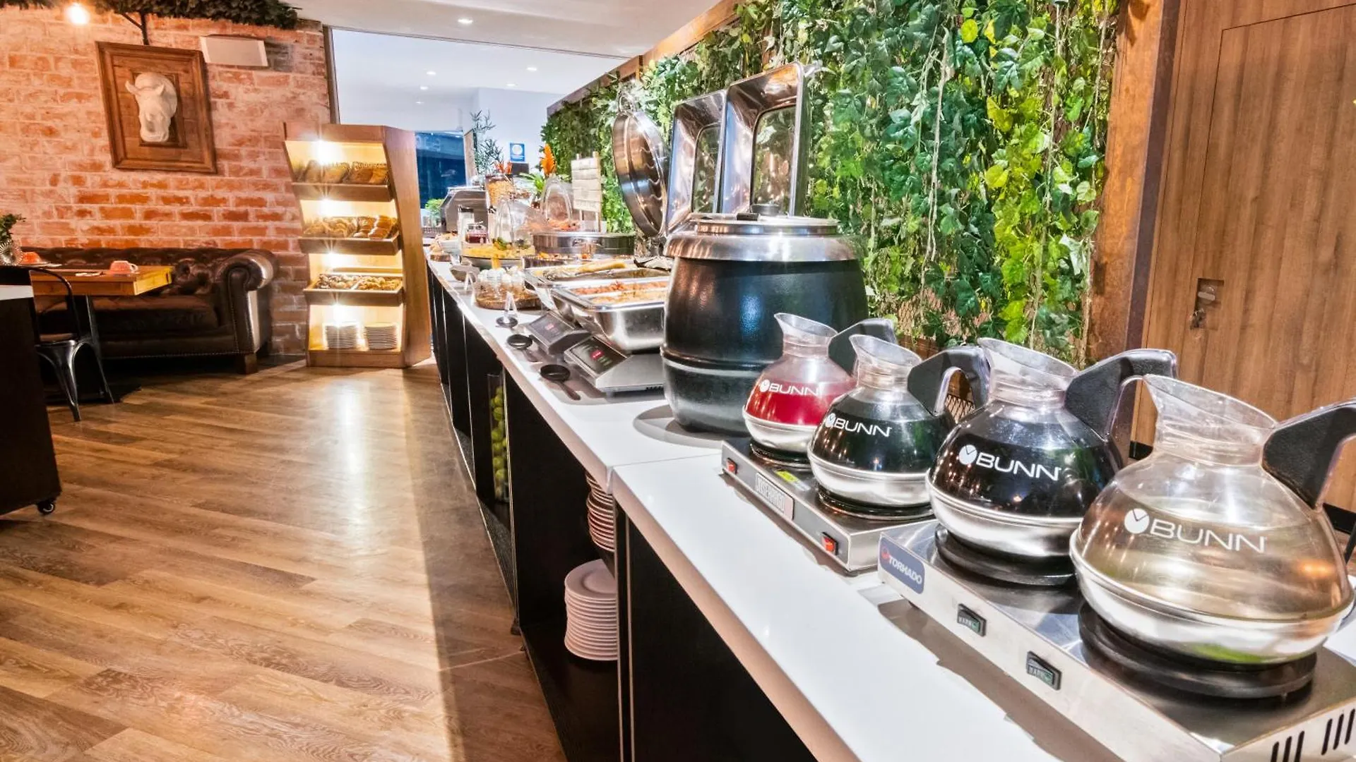 Ghl Hotel Porton Μεντεγίν